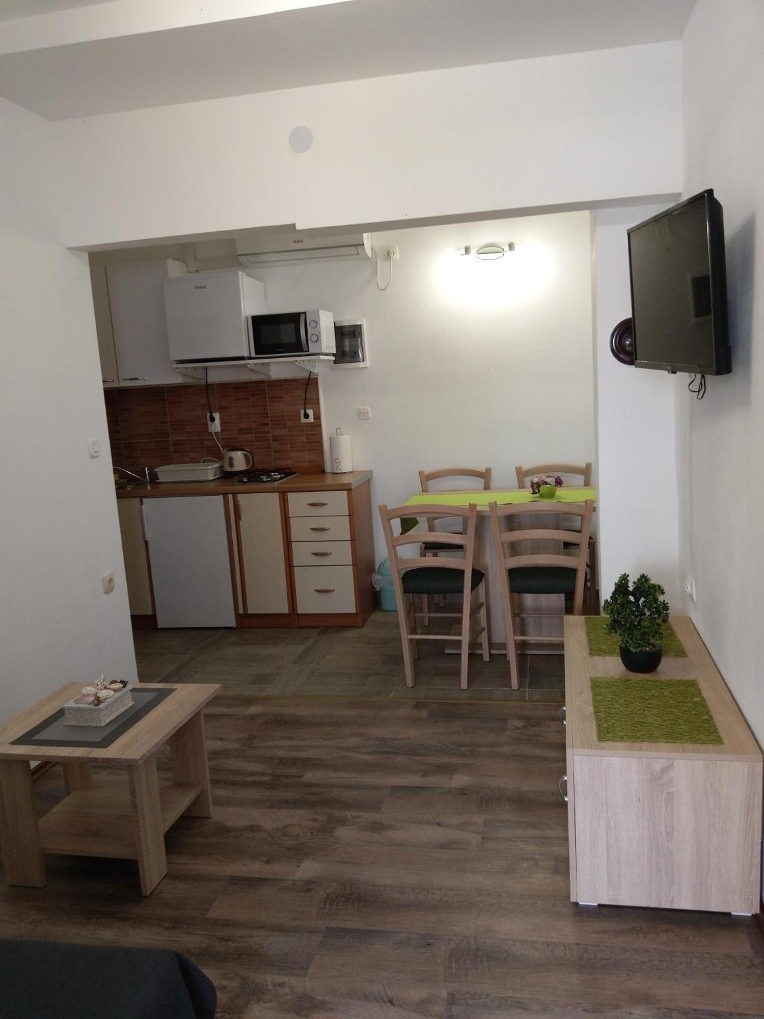 Ulica Zitna Xxvii Br.12 Apartman Ljevar Apartment Vir Exterior photo